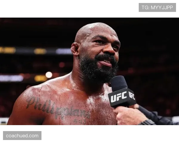 乔恩·琼斯训练完顺手买了辆法拉利，油钱比我工资还高